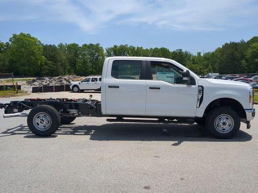 2025 Ford F-250 XL