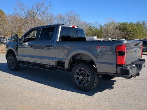 2025 Ford F-250 XL