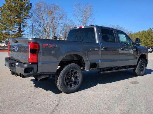 2025 Ford F-250 XL