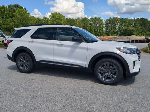 2025 Ford Explorer Active