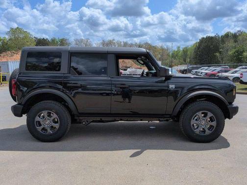 SHADOW BLACK 2026 Ford Bronco Big Bend