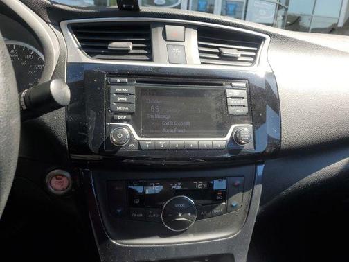 Super Black 2018 Nissan Sentra SR