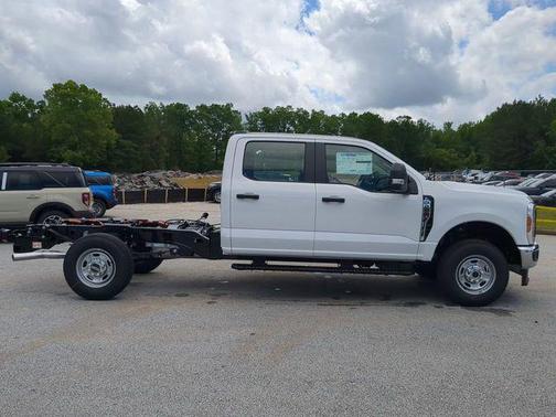2025 Ford F-250 XL