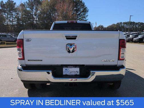 2019 RAM 3500 Big Horn Crew Cab 4x4 8' Box