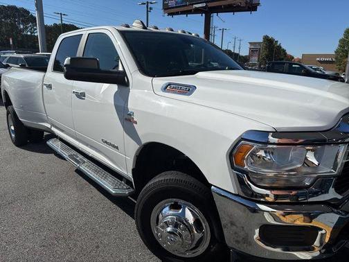 2019 RAM 3500 Big Horn Crew Cab 4x4 8' Box