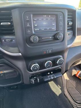 2019 RAM 3500 Big Horn Crew Cab 4x4 8' Box