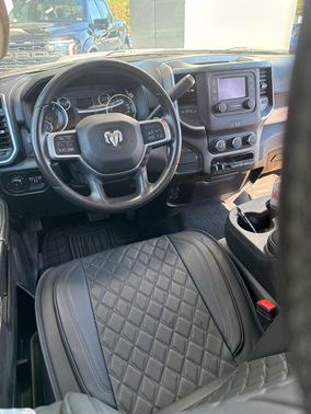 2019 RAM 3500 Big Horn Crew Cab 4x4 8' Box