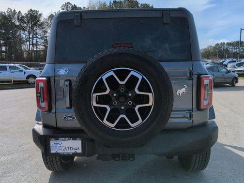 2024 Ford Bronco Outer Banks