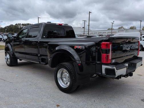 2024 Ford F-450 Lariat