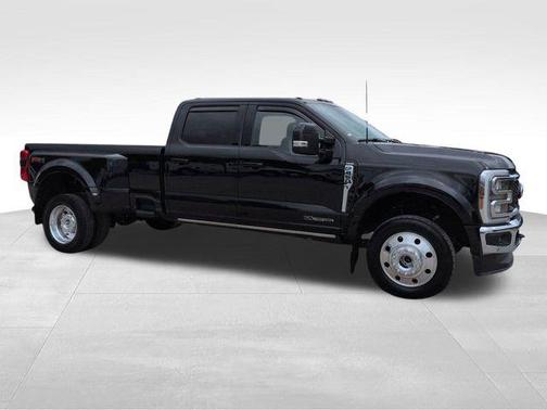2024 Ford F-450 Lariat