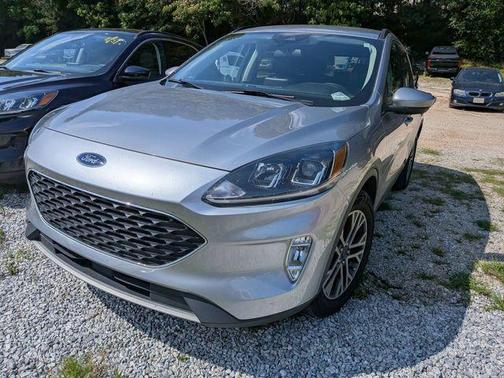 ICONIC SILVER 2021 Ford Escape SEL
