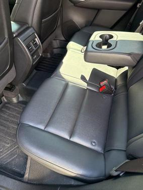 Crystal White Tricoat 2022 Cadillac XT4 Sport