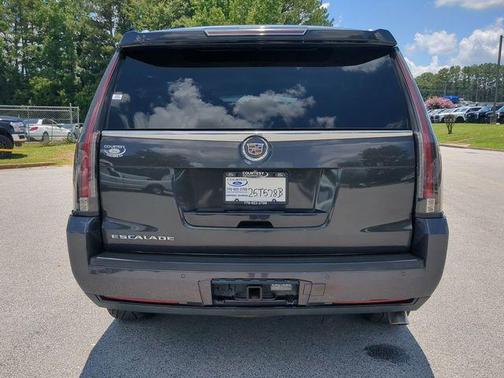 2015 Cadillac Escalade Luxury