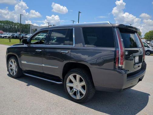 2015 Cadillac Escalade Luxury