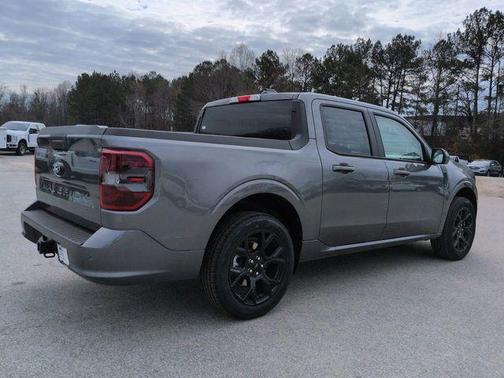 2026 Ford Maverick Lobo Standard