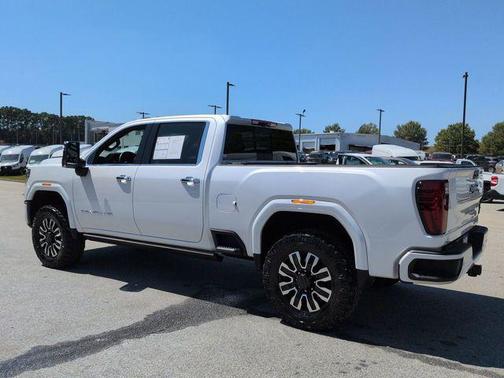 2024 GMC Sierra 2500 Denali Ultimate