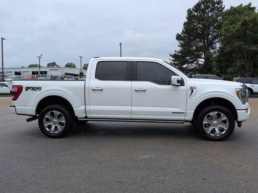 STAR WHITE METALLIC TRICOAT 2023 Ford F-150 Platinum