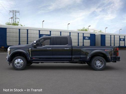 2025 Ford F-450 Platinum