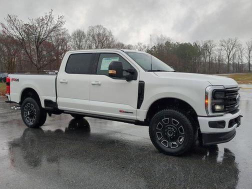 2025 Ford F-250 Platinum