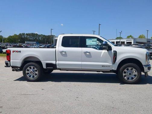 2025 Ford F-350 Lariat