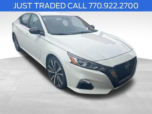 2021 Nissan Altima SR FWD