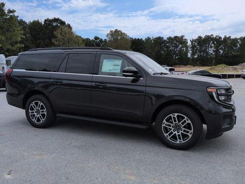 2025 Ford Expedition Max Active 4x2