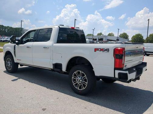 2025 Ford F-350 Platinum