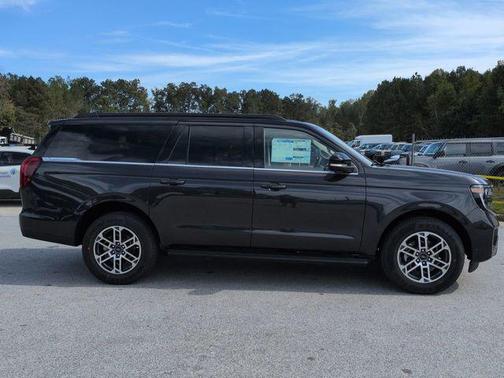 2025 Ford Expedition Max Active 4x2