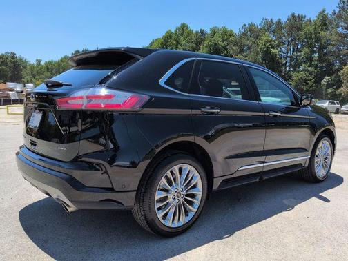 AGATE BLACK METALLIC 2024 Ford Edge Titanium