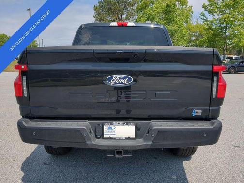 2025 Ford F-150 Lightning Flash