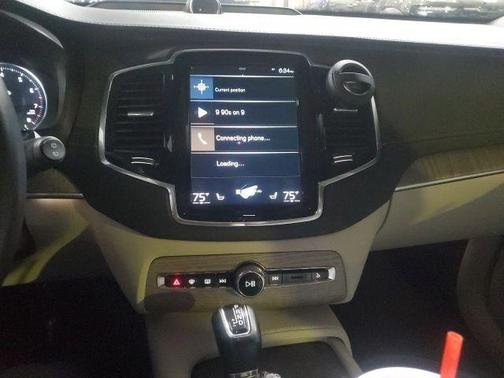 2022 Volvo XC90 T6 Inscription