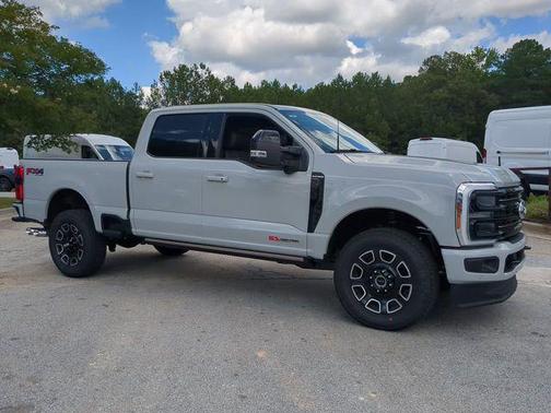 2025 Ford F-350 Platinum
