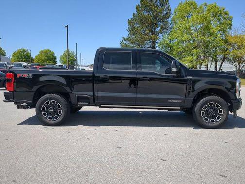 2025 Ford F-250 Platinum