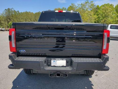 2025 Ford F-250 Platinum