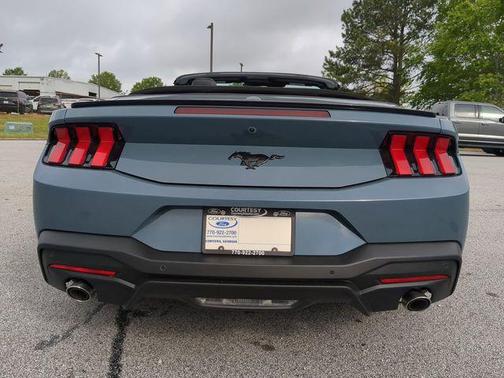 2025 Ford Mustang EcoBoost