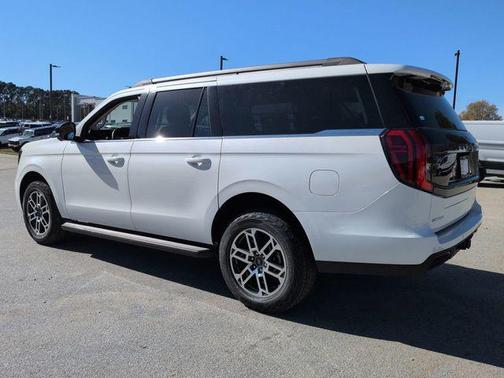 2025 Ford Expedition Max Active 4x4