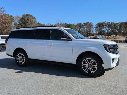 2025 Ford Expedition Max Active 4x4