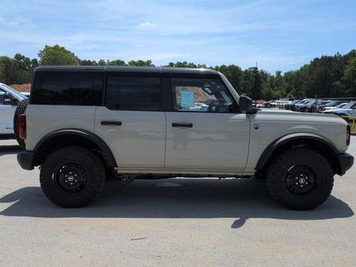 DESERT SAND 2026 Ford Bronco Big Bend