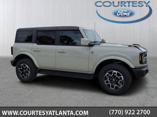 2025 Ford Bronco Outer Banks