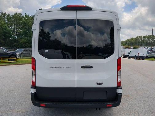 2025 Ford Transit-350 XL