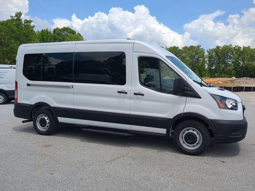 2025 Ford Transit-350 XL