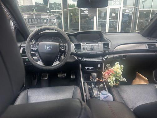 2017 Honda Accord Sport SE