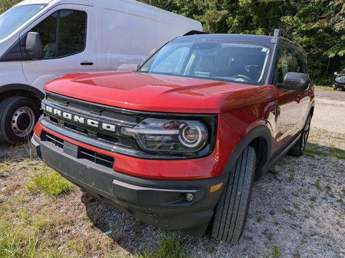 HOT PEPPER RED METALLIC TC 2024 Ford Bronco Sport Outer Banks