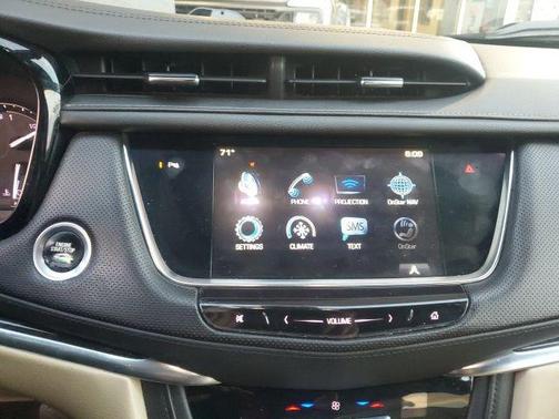 2017 Cadillac XT5 Base