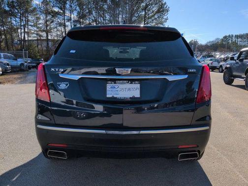 2017 Cadillac XT5 Base