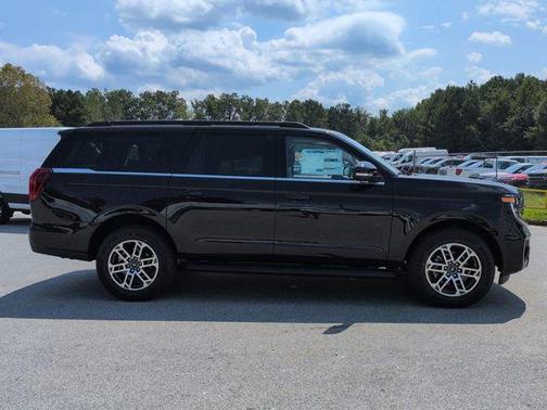 2025 Ford Expedition Max Active 4x2