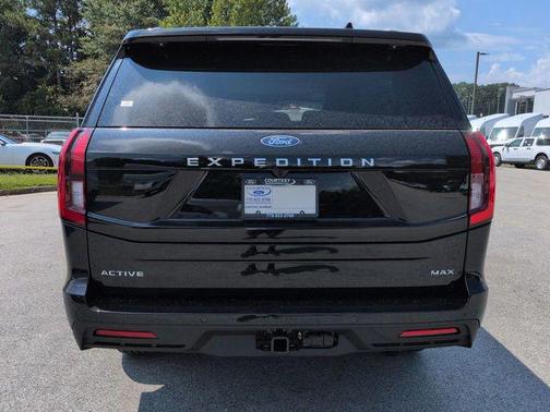 2025 Ford Expedition Max Active 4x2