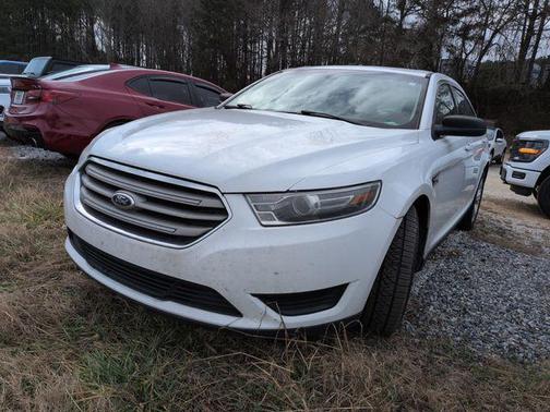 2015 Ford Taurus SE