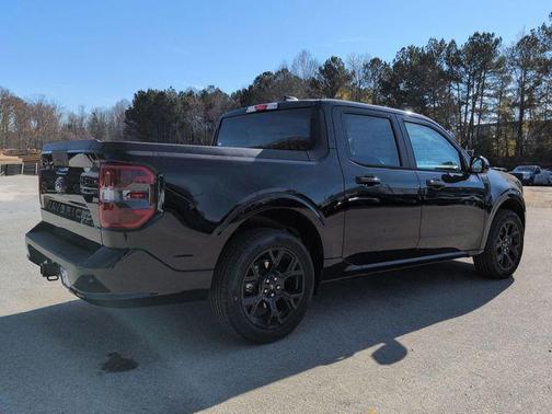 2026 Ford Maverick Lobo Standard