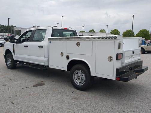 2025 Ford F-250 XL